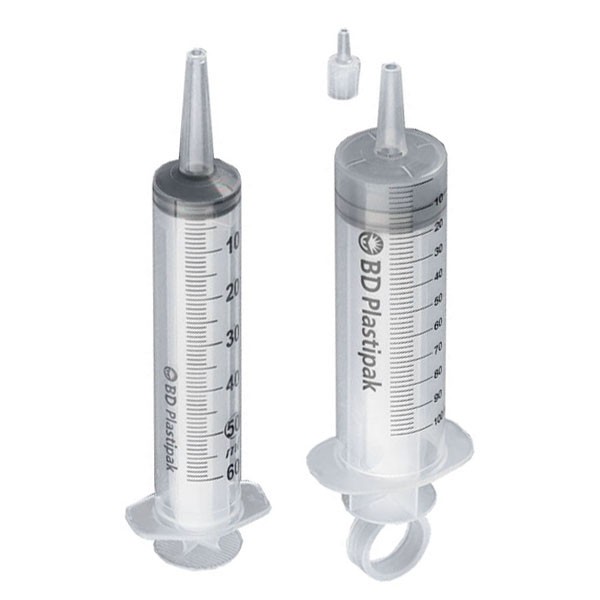 BD Plastipak™ Wund- und Blasenspritzen mit Katheteransatz. Erhältlich in 2 verschiedenen Varianten.